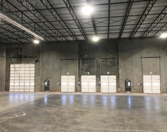 commerical garage with Overhead Door in OKC, Edmond, OK, Oklahoma City, El Reno, Yukon, and Surrounding Areas